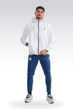 طقم شتوي أبيض