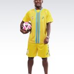 طقم مباريات أصفر